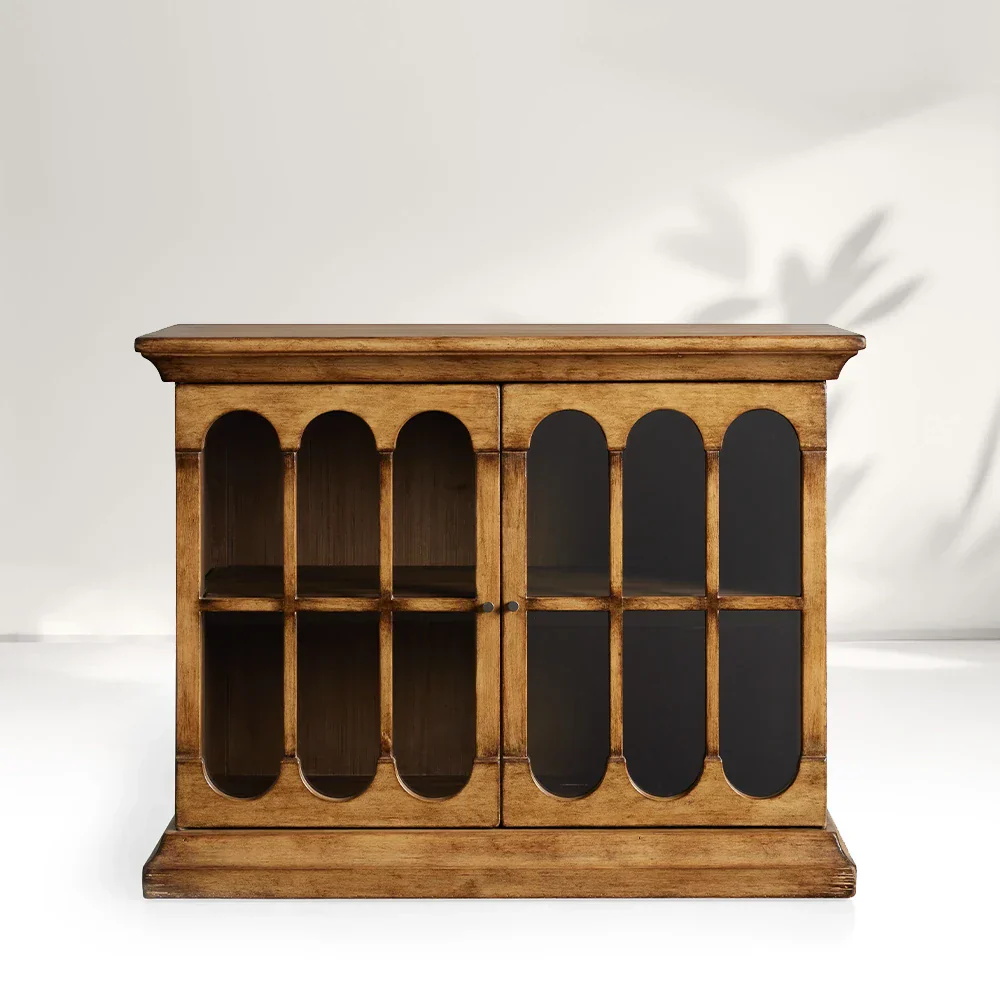 Gabinete pequeño y pequeño