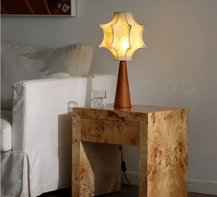 Mesa lateral de madera maciza estilo wabi-sabi