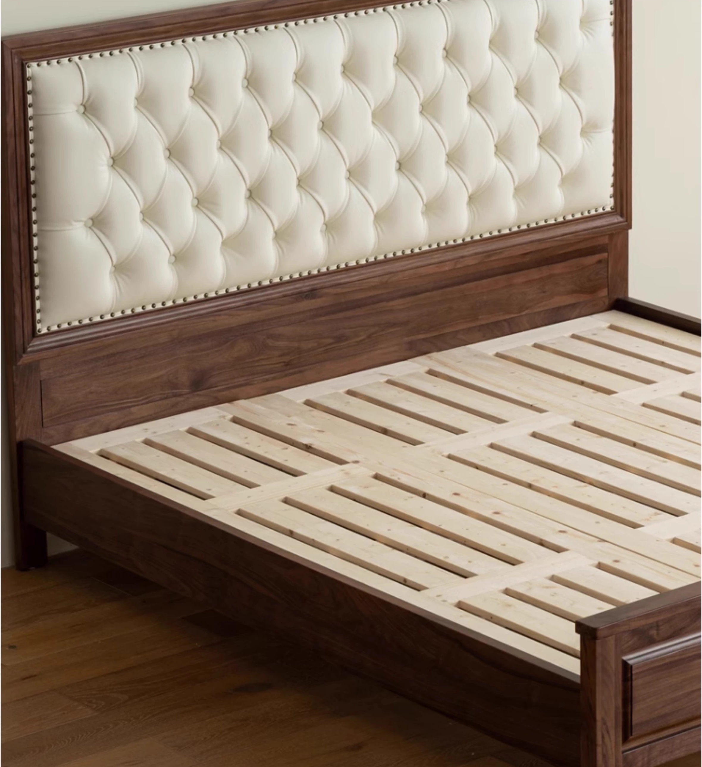 Cama de madera de nuez de dormitorio de alta gama