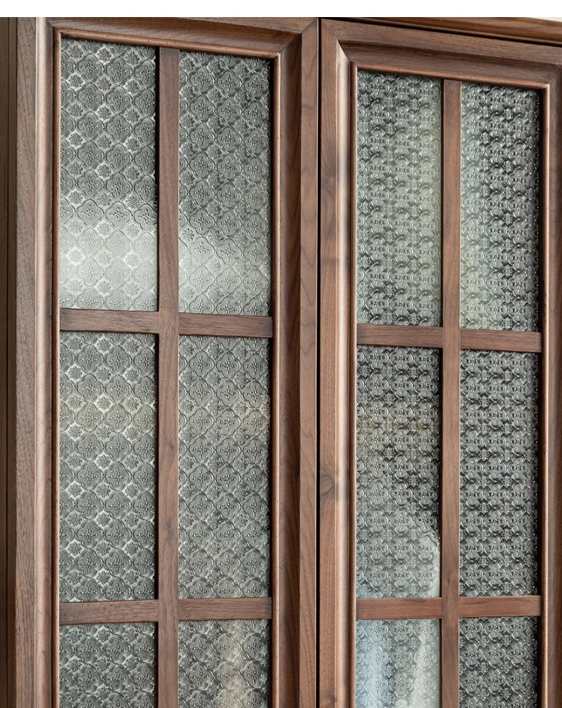 Armario de madera de nogal negro