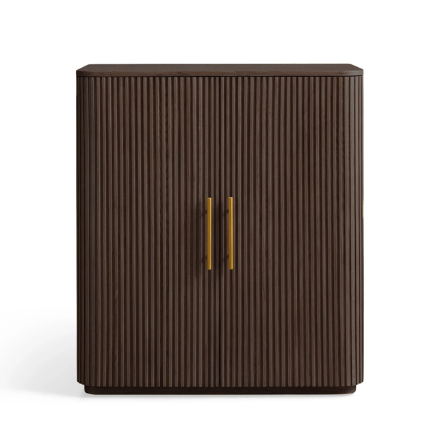 Gabinete moderno de vino de roble blanco