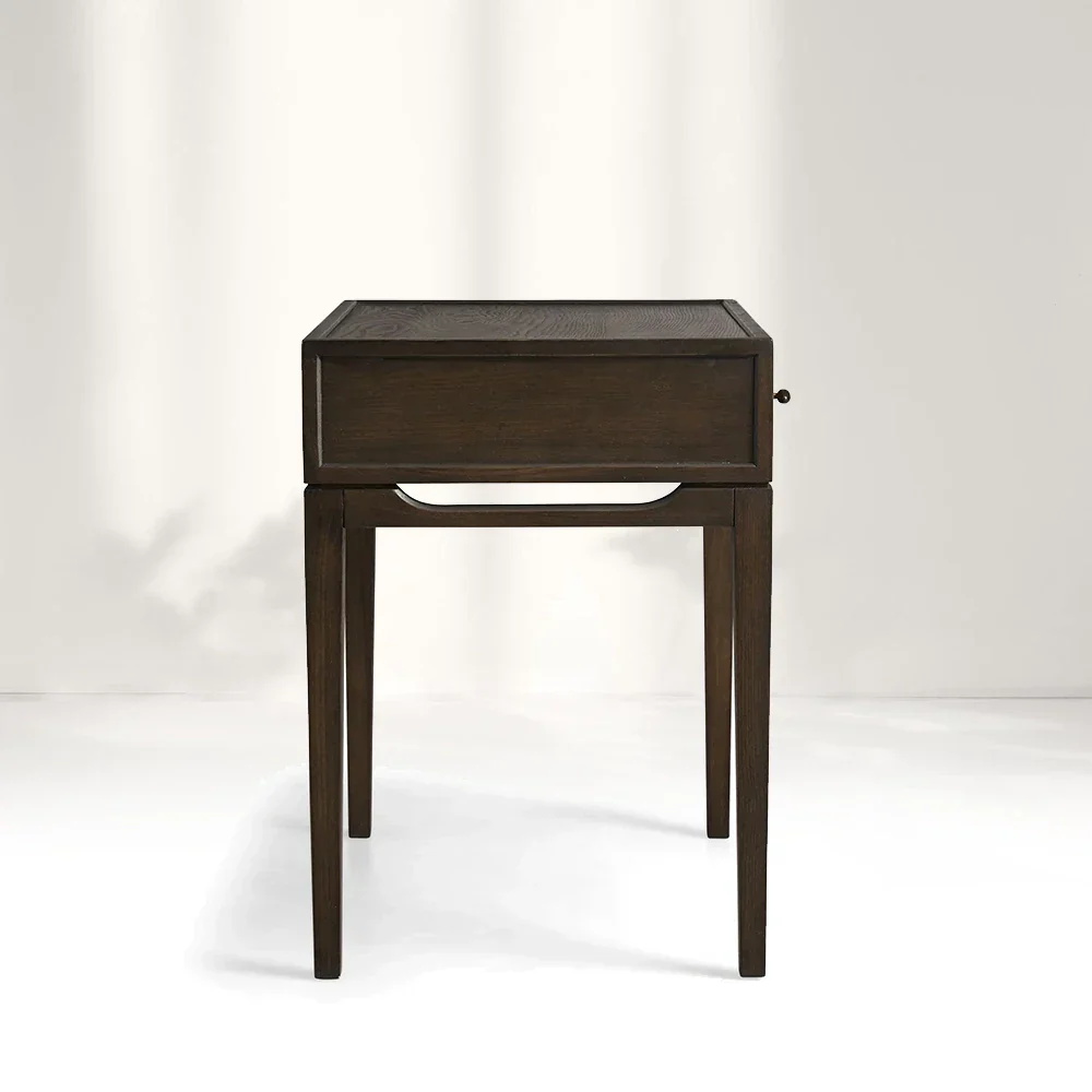 Mesa de noche simple de dos saltos