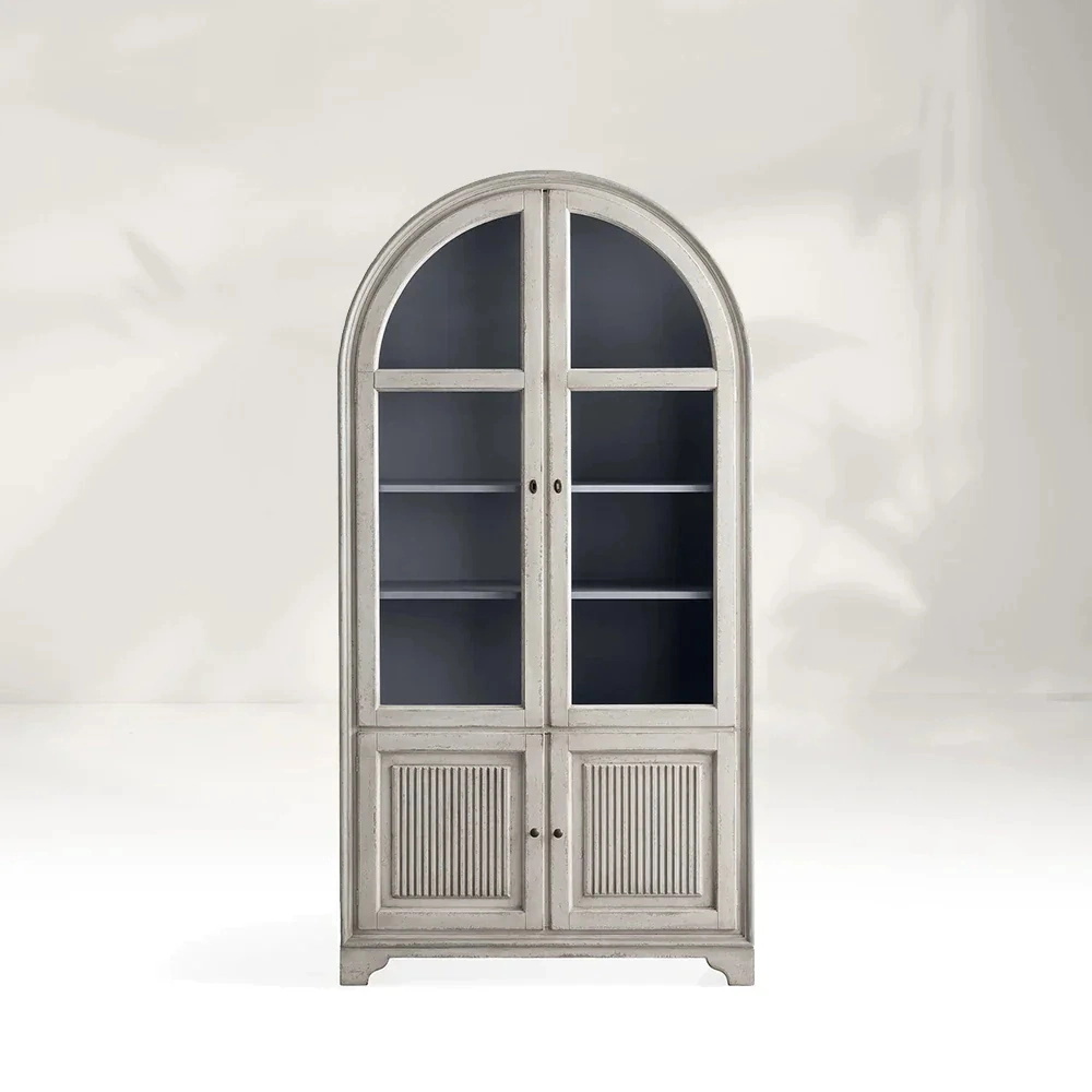 Gabinete de vidrio de arco de roble de roble blanco