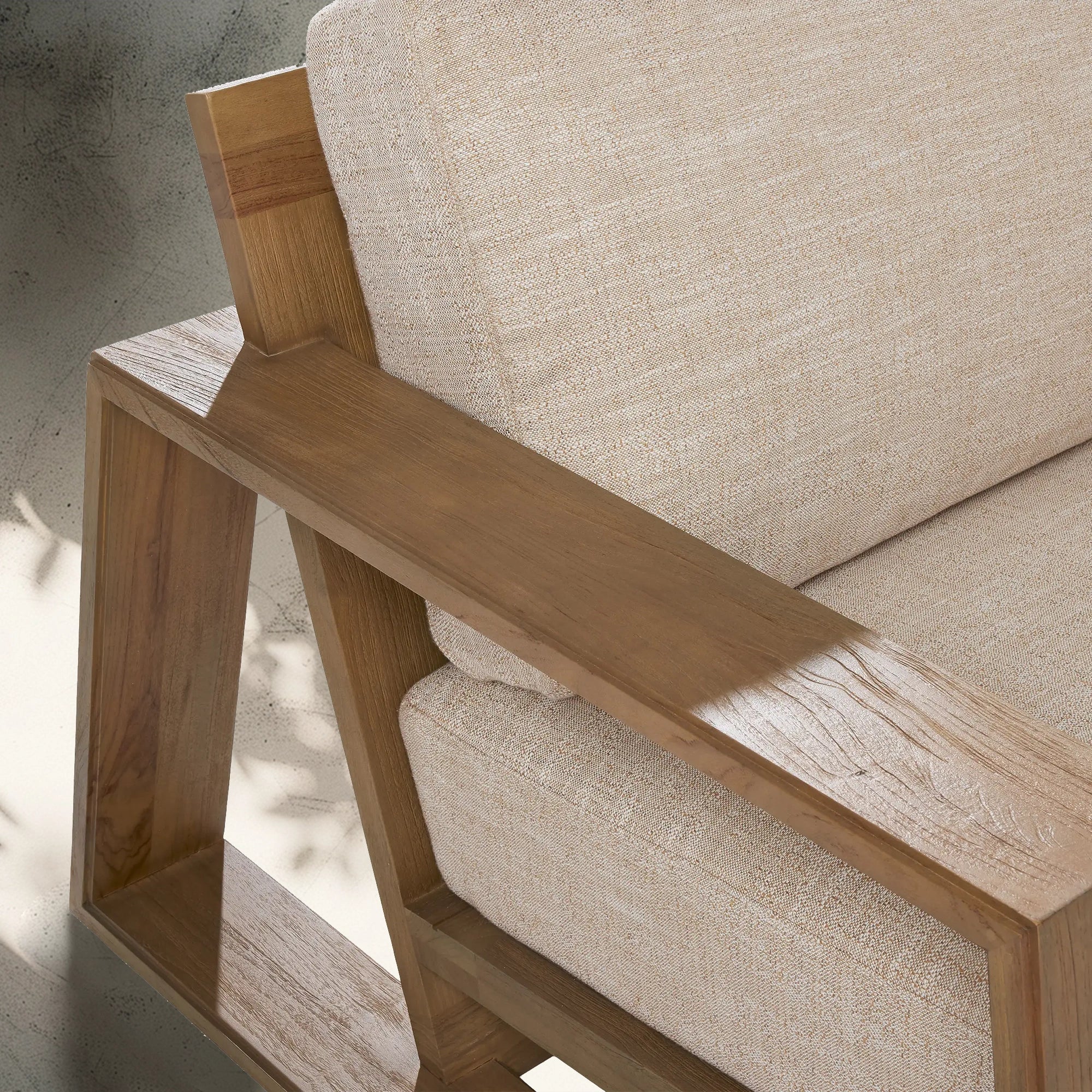 Sofá al aire libre en cervatillo desgastado