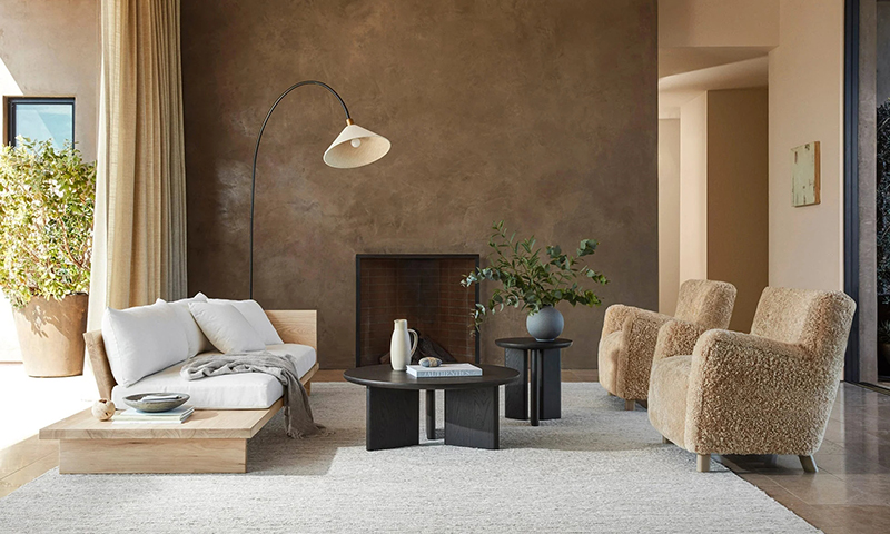 El sof&aacute; de madera maciza es una adici&oacute;n atemporal y lujosa a cualquier sala de estar. Hecho a mano de madera maciza de alta calidad, este sof&aacute; combina durabilidad, comodidad y estilo para crear un punto focal en su espacio vital. 