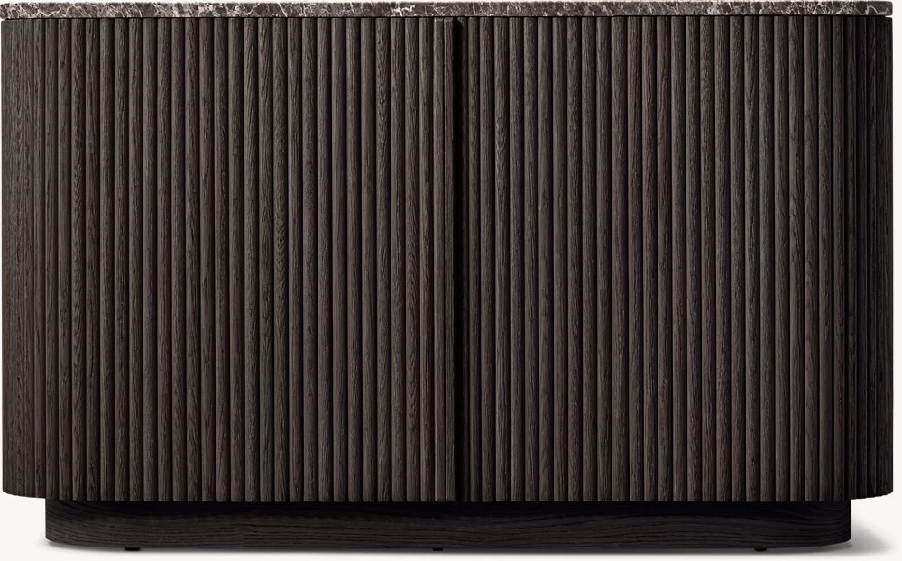 Pista de doble puerta de piedra