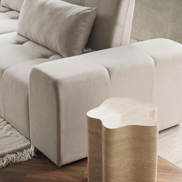 ¿Qué es una mesita de noche frente a una mesita de noche?