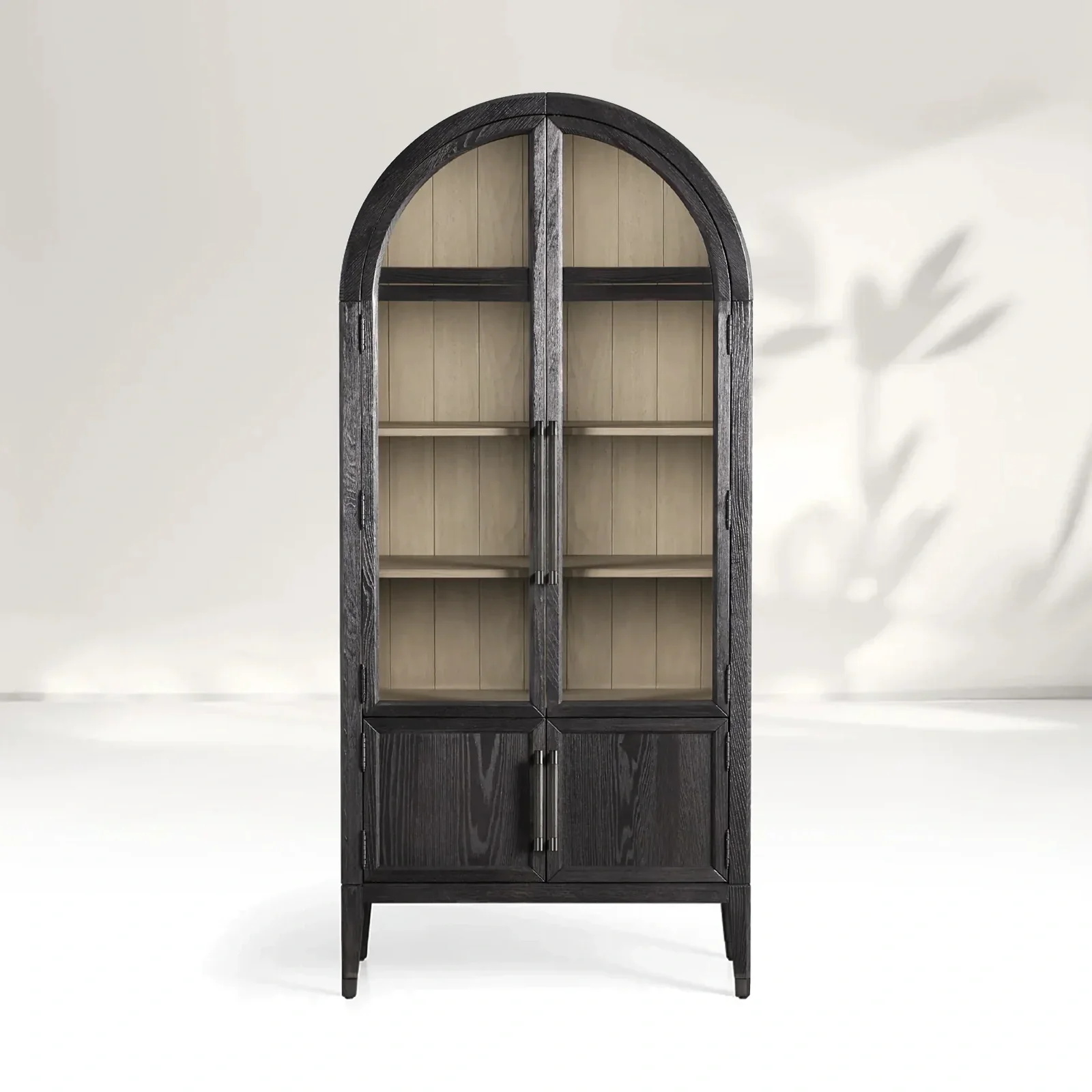 Gabinete de vidrio multicapa arqueado por madera maciza