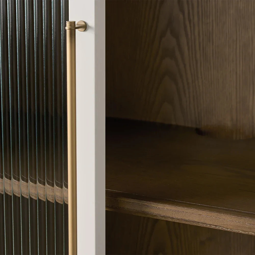 Gabinete moderno de almacenamiento de puertas modernas y minimalistas