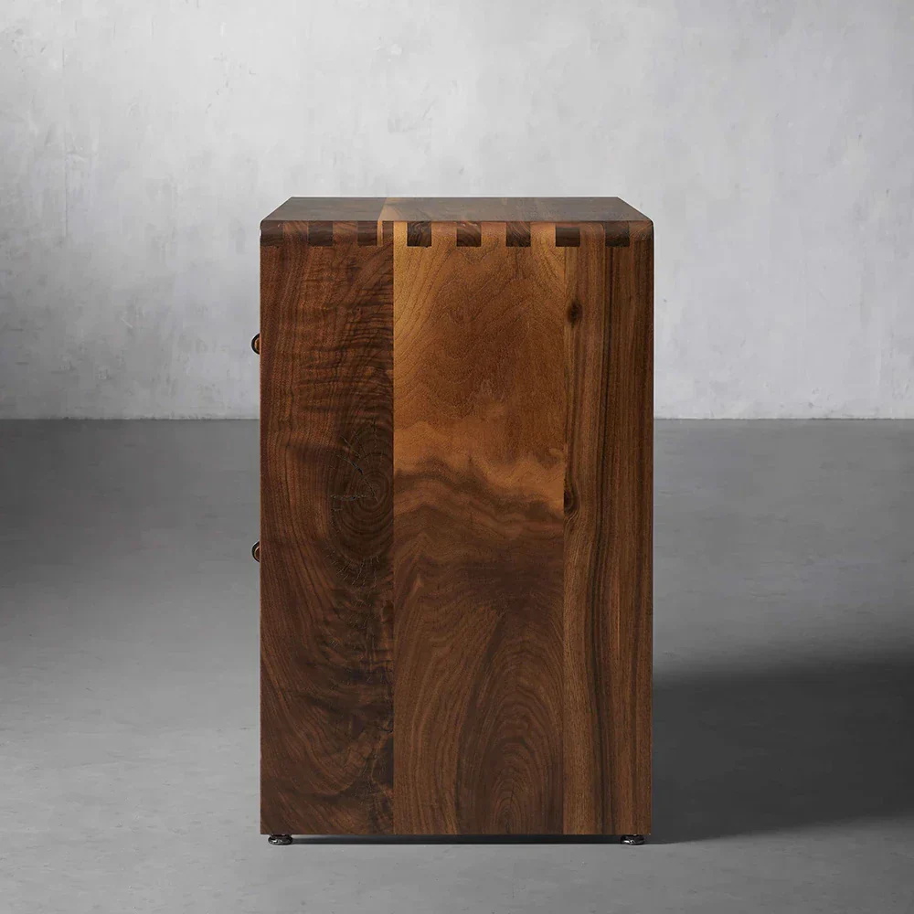 Mesa de cama de madera maciza de estilo francés